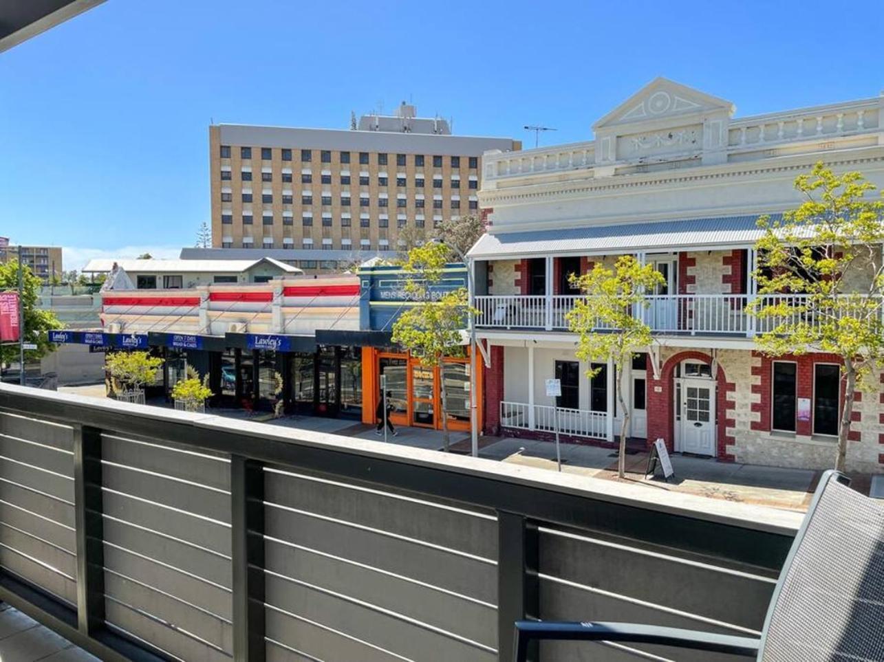 Apartmán Fiveways Balcony, King Bed, Chef'S Kitchen Fremantle Exteriér fotografie